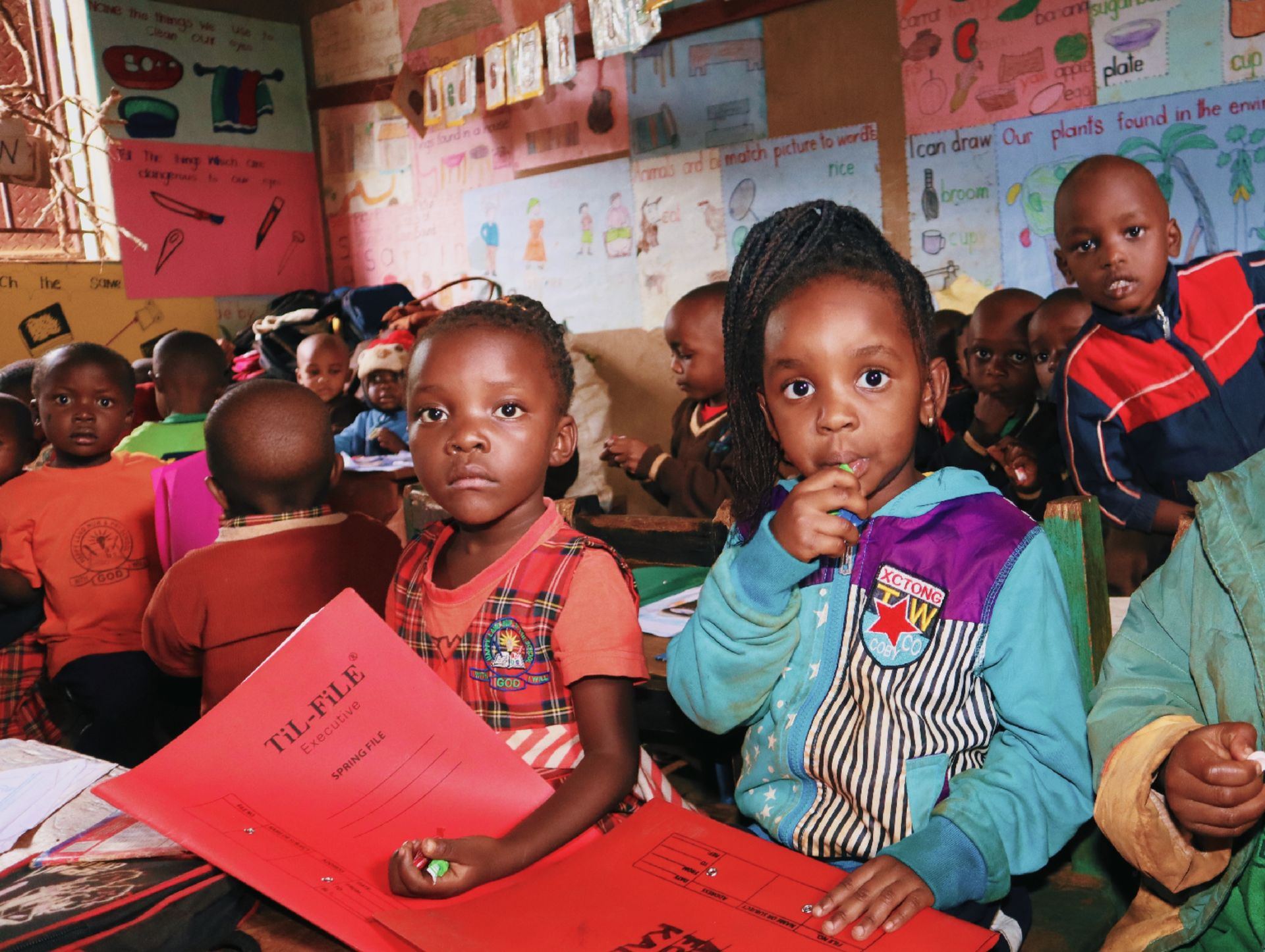 Kindergarten pupils learning